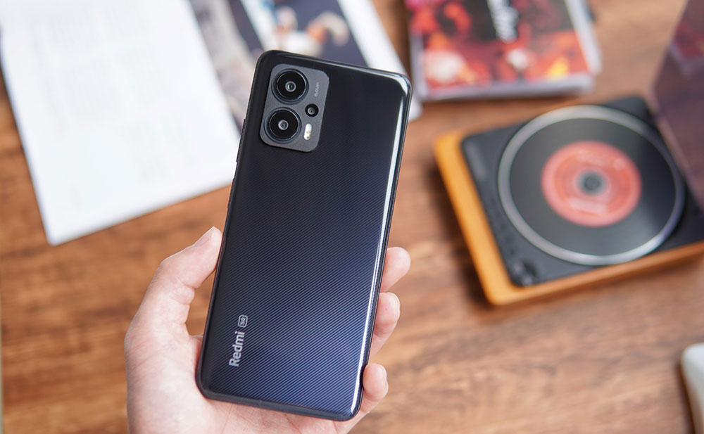 Новый Redmi Note 12T Pro уже в продаже - ценники и живые фото